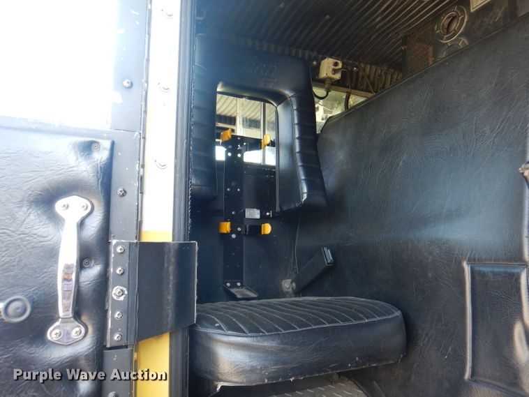 image for item DA5339 1993 Sutphen Deluge  pumper fire truck