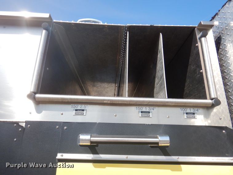 image for item DA5339 1993 Sutphen Deluge  pumper fire truck