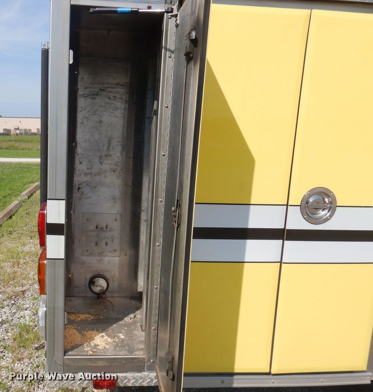 image for item DA5339 1993 Sutphen Deluge  pumper fire truck