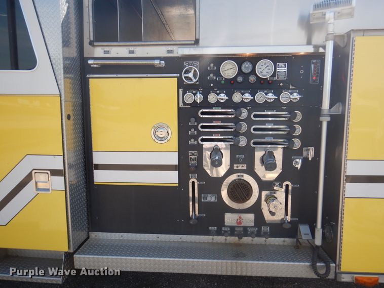 image for item DA5339 1993 Sutphen Deluge  pumper fire truck