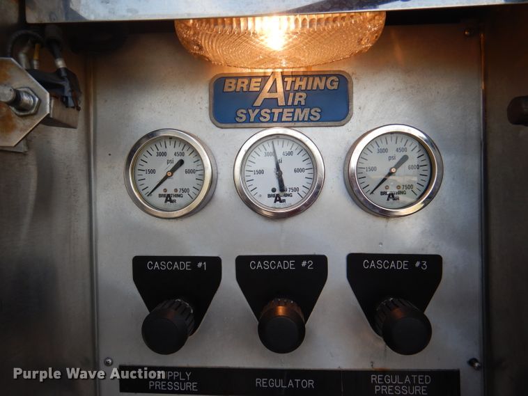 image for item DA5339 1993 Sutphen Deluge  pumper fire truck