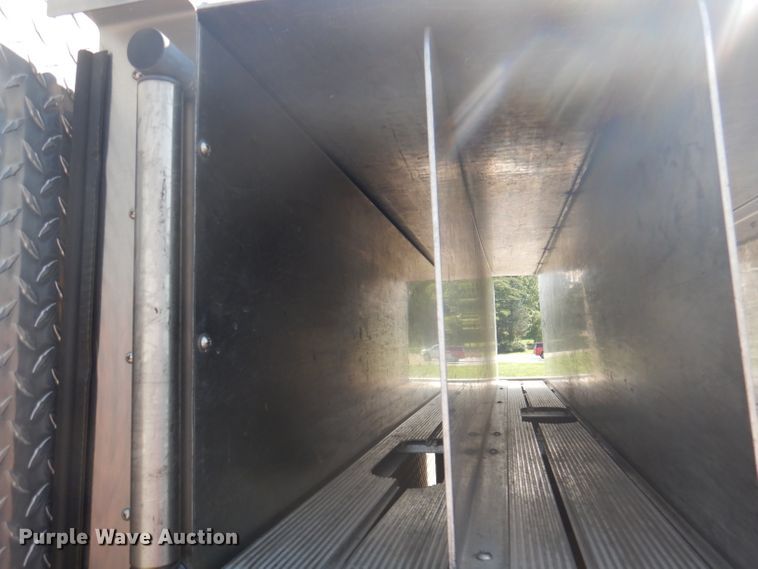 image for item DA5339 1993 Sutphen Deluge  pumper fire truck