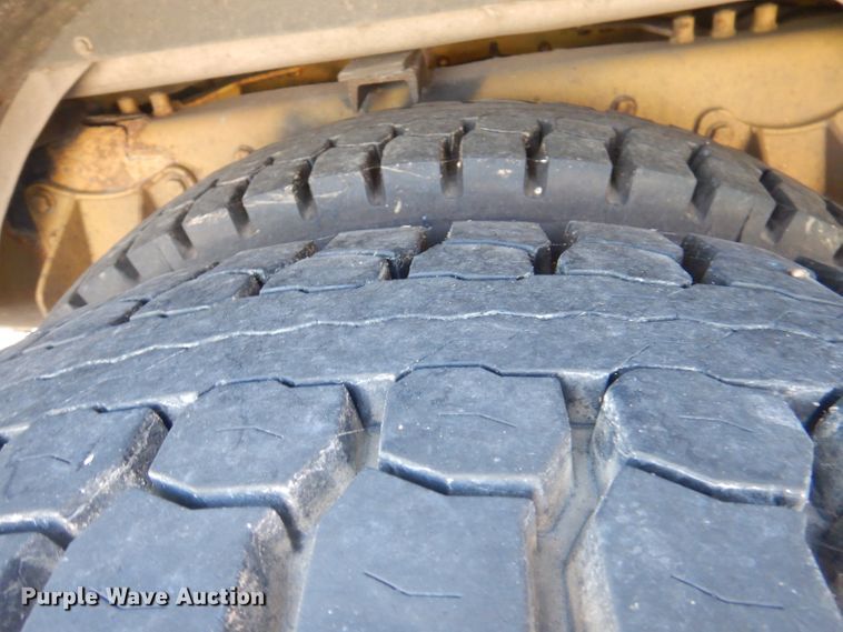 image for item DA5339 1993 Sutphen Deluge  pumper fire truck