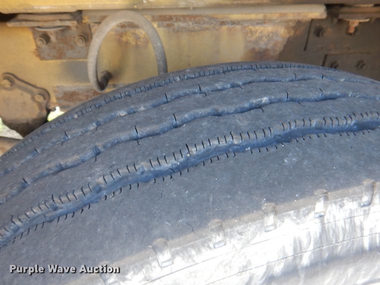 image for item DA5339 1993 Sutphen Deluge  pumper fire truck