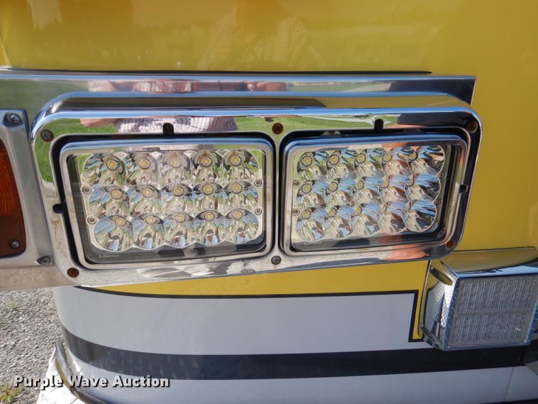 image for item DA5339 1993 Sutphen Deluge  pumper fire truck