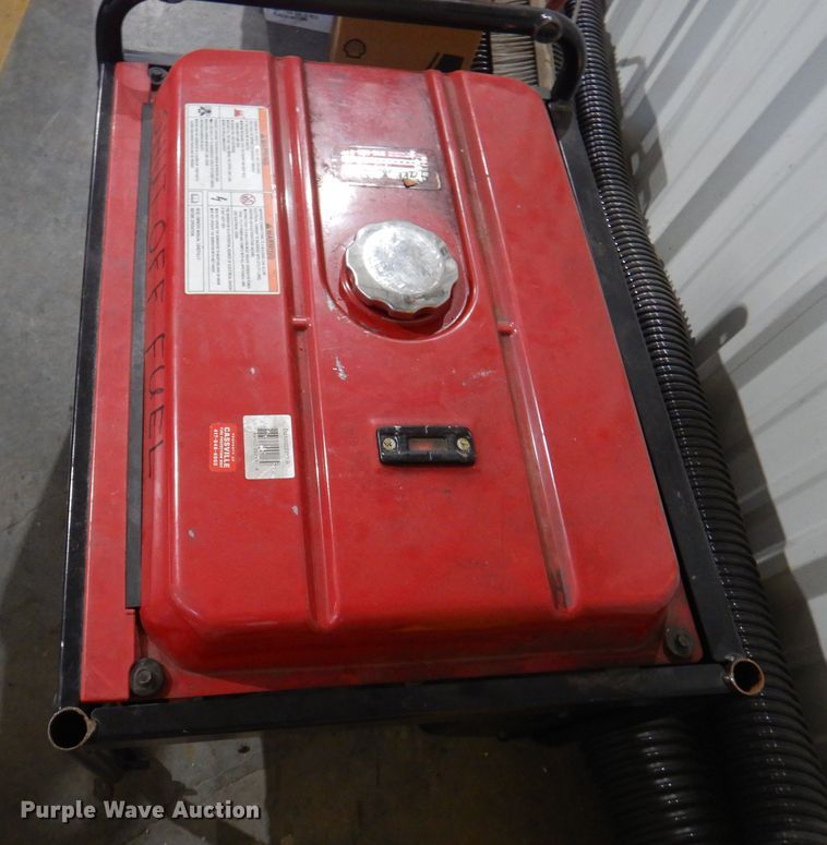 image for item DA5339 1993 Sutphen Deluge  pumper fire truck