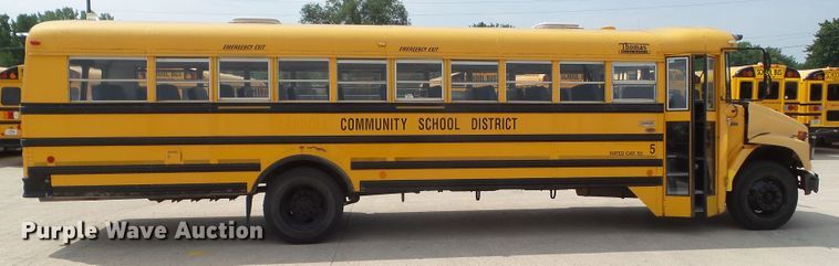 image for item DA7154 2004 Freightliner FS65  school bus