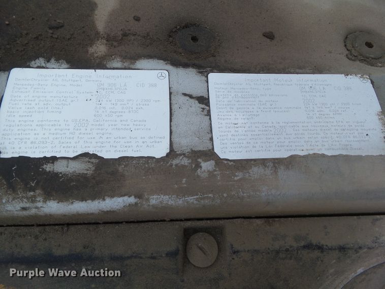 image for item DA7154 2004 Freightliner FS65  school bus