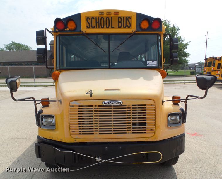 image for item DA7155 2004 Freightliner FS65  school bus