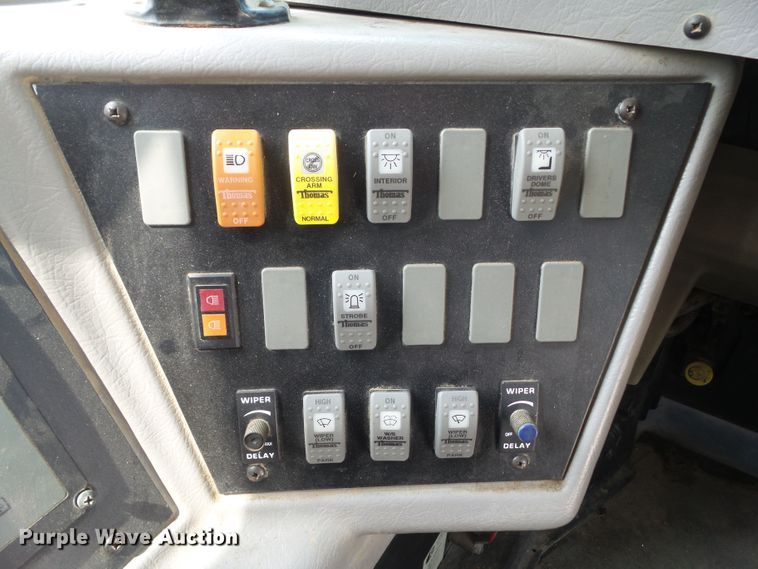 image for item DA7155 2004 Freightliner FS65  school bus