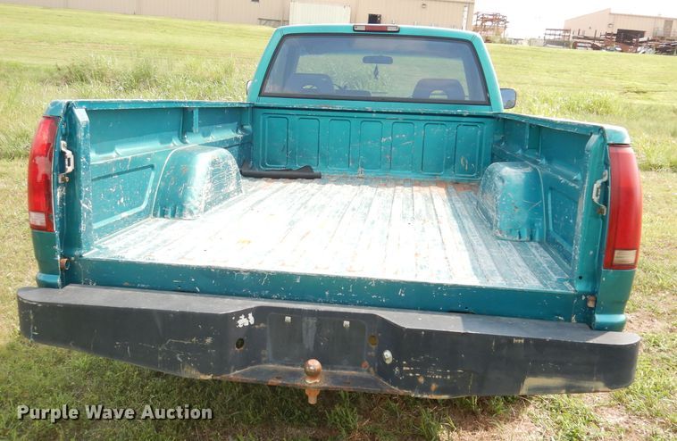 image for item DG0713 1994 Chevrolet C1500  pickup truck