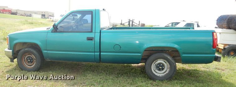 image for item DG0713 1994 Chevrolet C1500  pickup truck