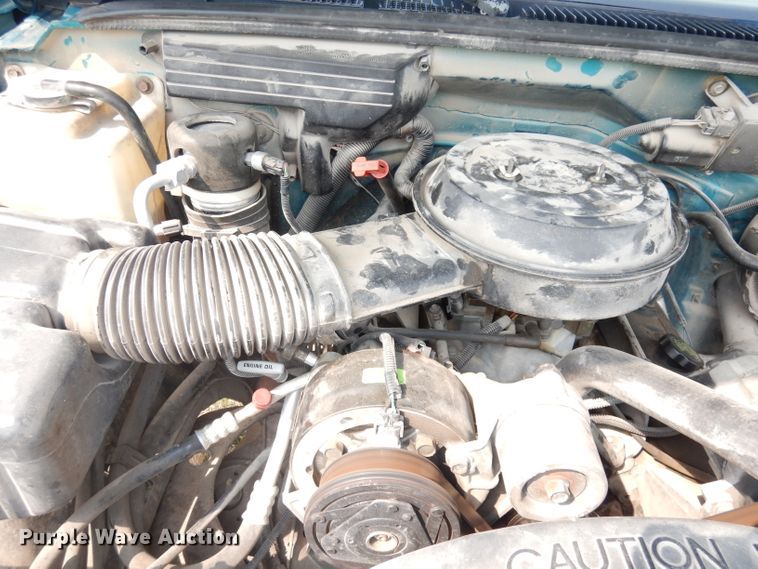 image for item DG0713 1994 Chevrolet C1500  pickup truck