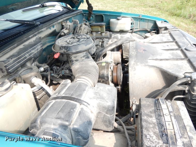 image for item DG0713 1994 Chevrolet C1500  pickup truck