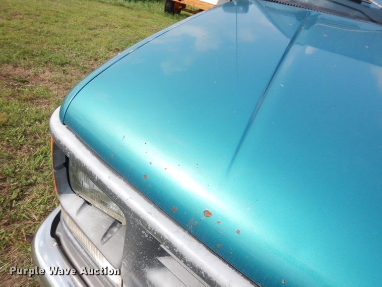 image for item DG0713 1994 Chevrolet C1500  pickup truck