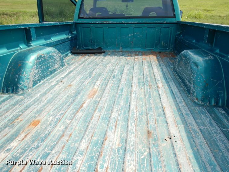 image for item DG0713 1994 Chevrolet C1500  pickup truck