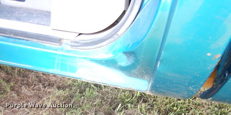 image for item DG0713 1994 Chevrolet C1500  pickup truck