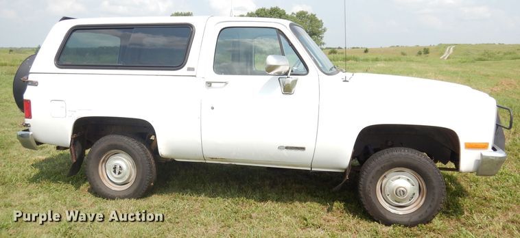 image for item DG0722 1991 Chevrolet Blazer  SUV