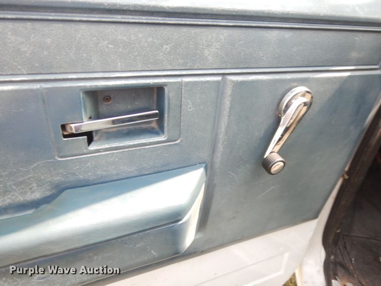 image for item DG0722 1991 Chevrolet Blazer  SUV