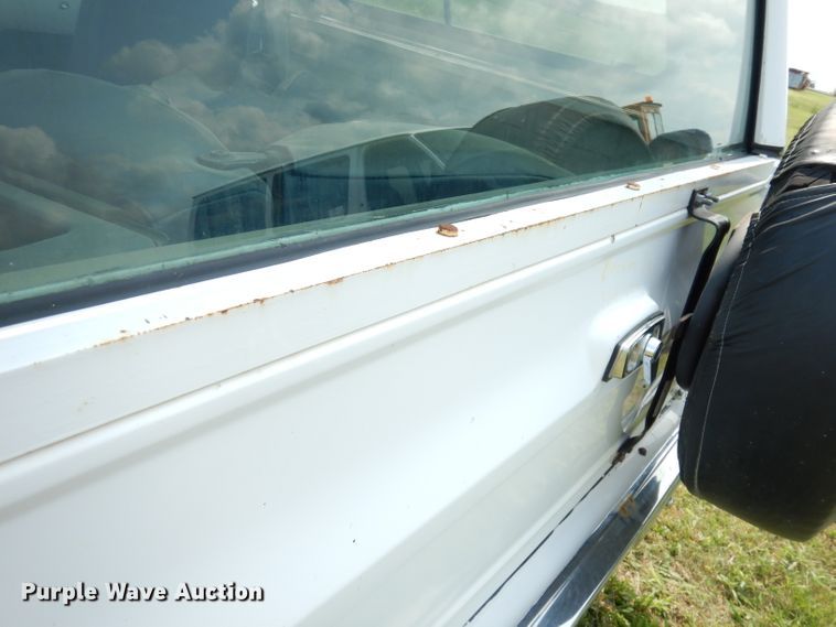 image for item DG0722 1991 Chevrolet Blazer  SUV