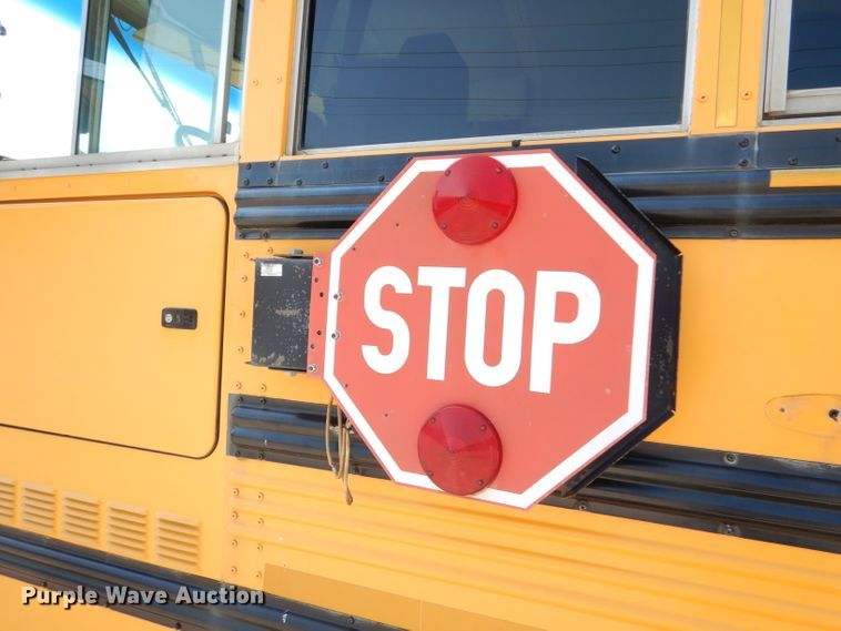 image for item DG0725 2006 Freightliner Thomas  school bus