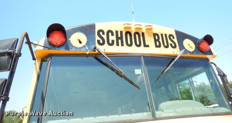 image for item DG0725 2006 Freightliner Thomas  school bus