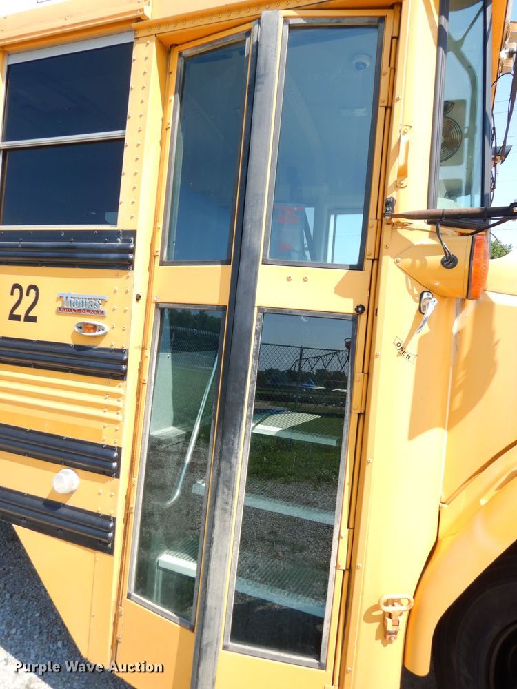 image for item DG0725 2006 Freightliner Thomas  school bus
