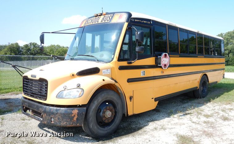 image for item DG0726 2007 Freightliner Thomas  school bus