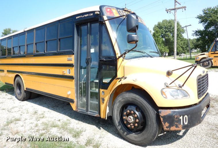image for item DG0726 2007 Freightliner Thomas  school bus