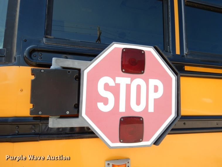 image for item DG0726 2007 Freightliner Thomas  school bus