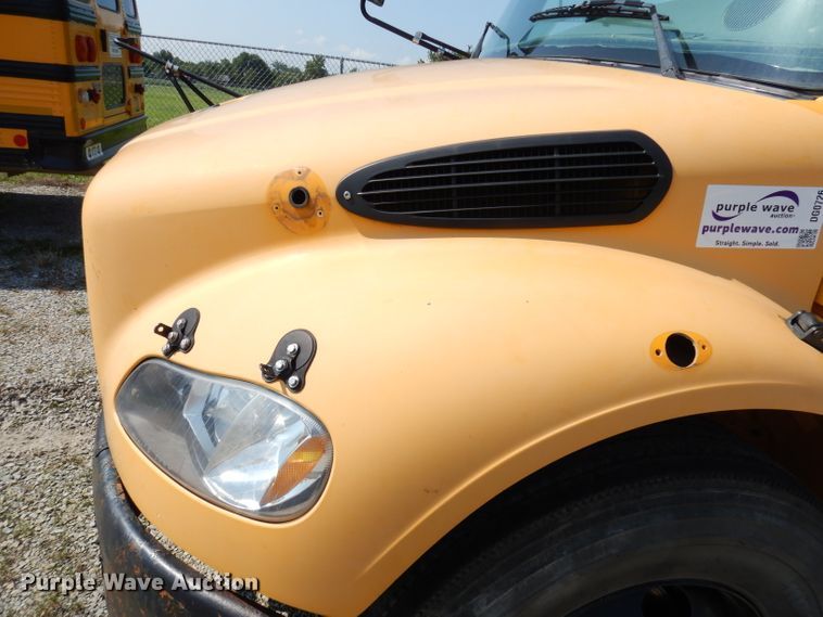 image for item DG0726 2007 Freightliner Thomas  school bus