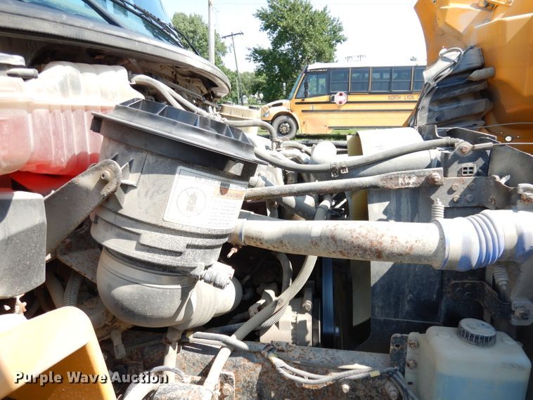 image for item DG0726 2007 Freightliner Thomas  school bus