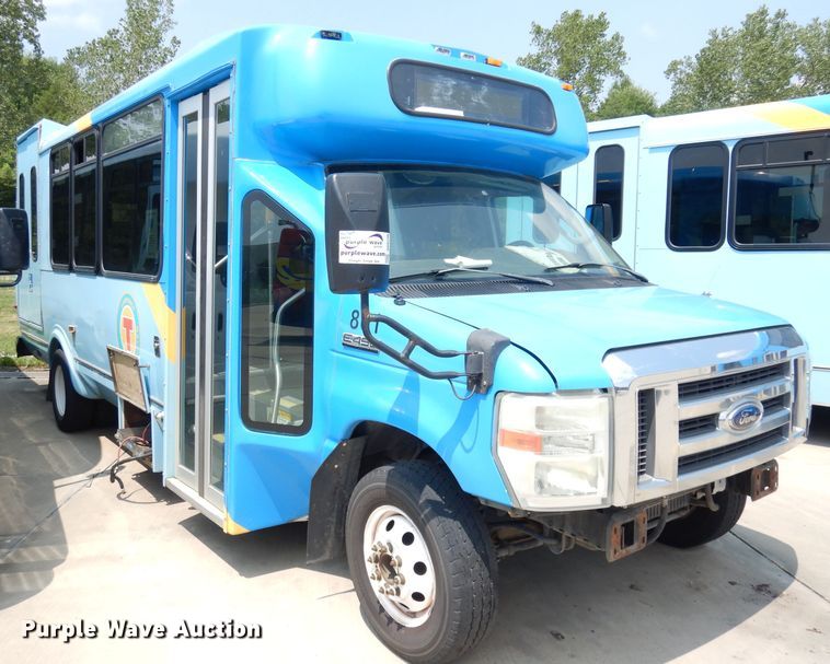 image for item DG0730 2011 Ford E450 Super Duty ElDorado  shuttle bus