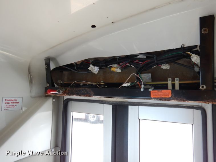 image for item DG0730 2011 Ford E450 Super Duty ElDorado  shuttle bus