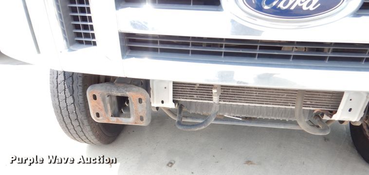 image for item DG0730 2011 Ford E450 Super Duty ElDorado  shuttle bus