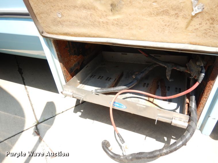 image for item DG0730 2011 Ford E450 Super Duty ElDorado  shuttle bus