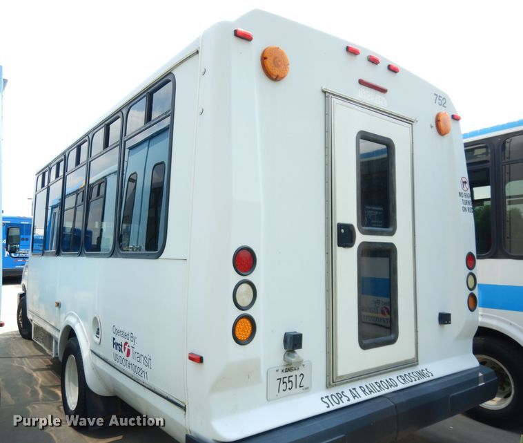 image for item DG0731 2010 Ford E450 Super Duty ElDorado  shuttle bus