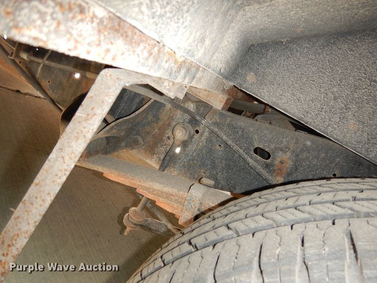 image for item DG0731 2010 Ford E450 Super Duty ElDorado  shuttle bus