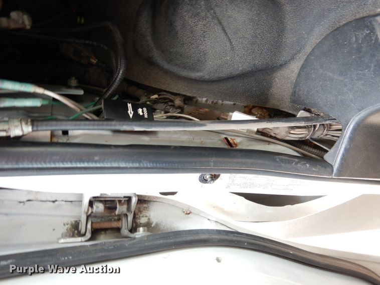 image for item DG0731 2010 Ford E450 Super Duty ElDorado  shuttle bus