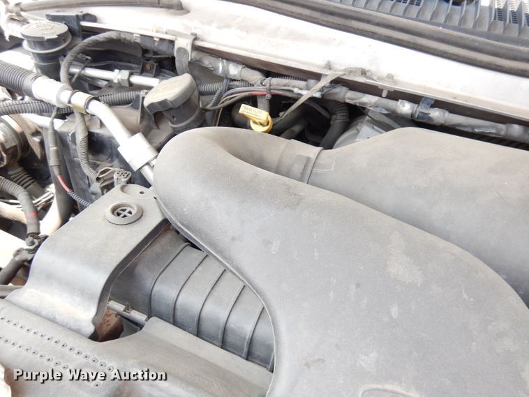 image for item DG0731 2010 Ford E450 Super Duty ElDorado  shuttle bus