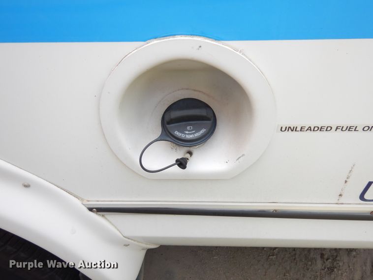 image for item DG0732 2010 Ford E450 Super Duty ElDorado  shuttle bus