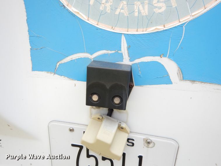 image for item DG0732 2010 Ford E450 Super Duty ElDorado  shuttle bus