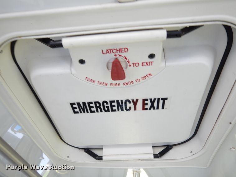 image for item DG0735 2010 Ford E450 Super Duty ElDorado  shuttle bus