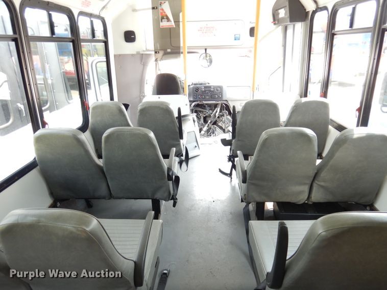 image for item DG0735 2010 Ford E450 Super Duty ElDorado  shuttle bus