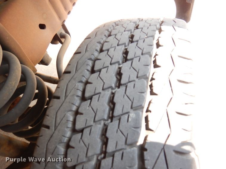 image for item DG0735 2010 Ford E450 Super Duty ElDorado  shuttle bus