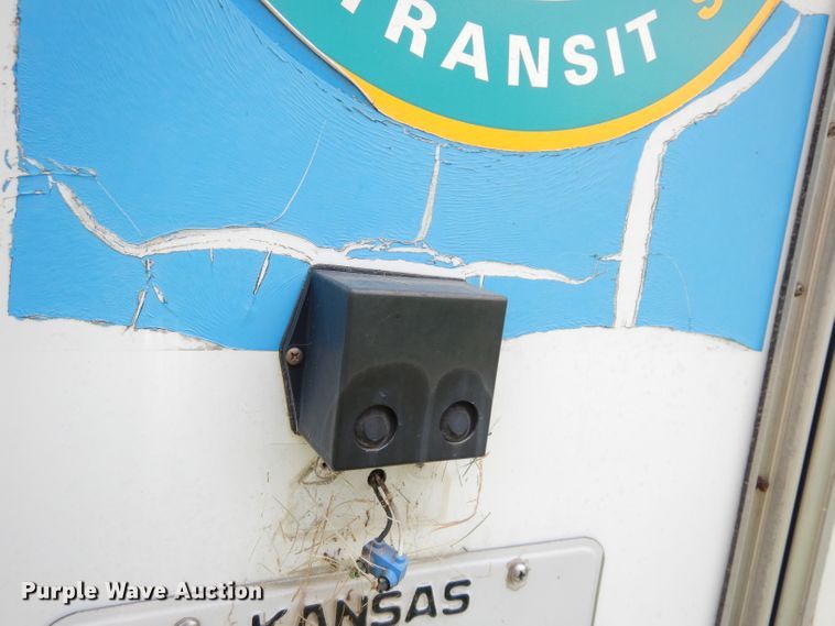 image for item DG0735 2010 Ford E450 Super Duty ElDorado  shuttle bus