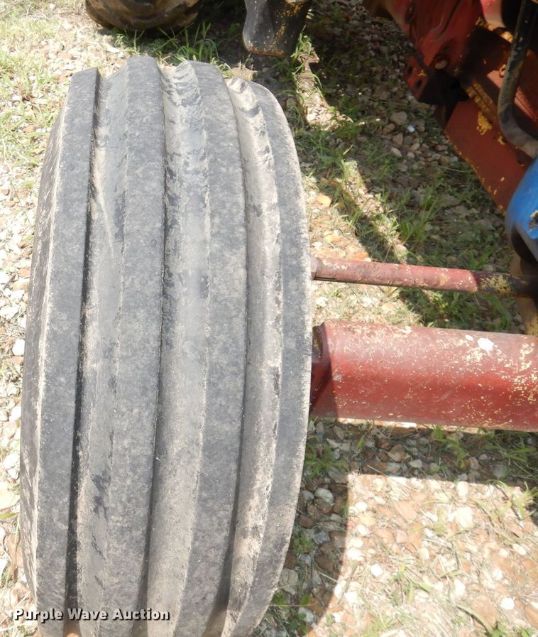 image for item DG0736 Ford 3550  tractor