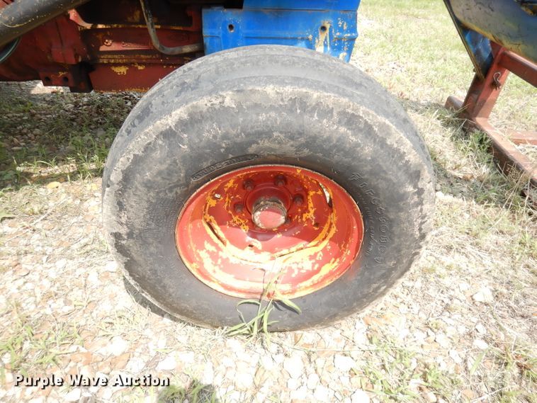 image for item DG0736 Ford 3550  tractor