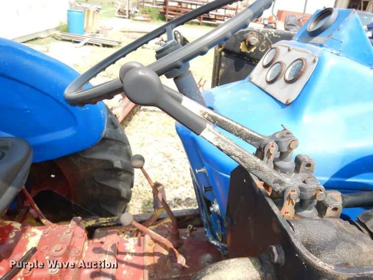 image for item DG0736 Ford 3550  tractor