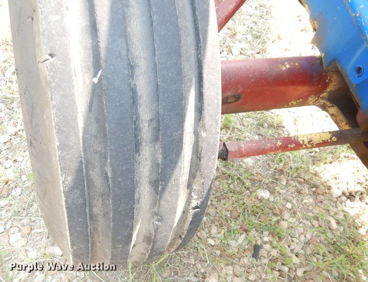 image for item DG0736 Ford 3550  tractor